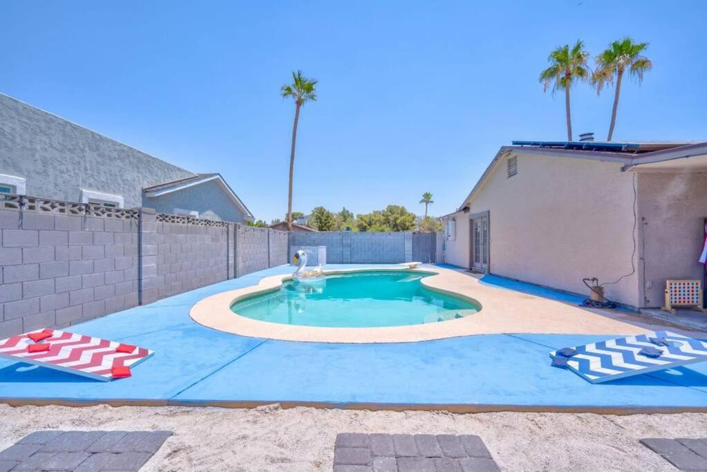 Fab Phx Getaway W/ Pool & Fire Pit Villa Phoenix Kültér fotó